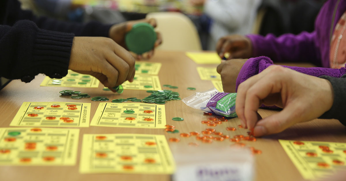 Matériel pour Loto et Quine : bouliers, cartes, cartons, pions