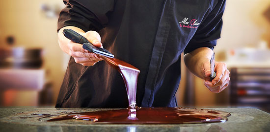 Alex Olivier, Maître chocolatier depuis 1927